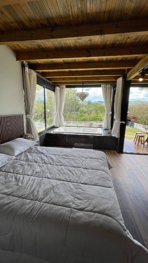 Alameda Dos Ipes, Casa Completa, Para Toda Familia ซานโตอามาโร ดา อิมเปราตริซ ภายนอก รูปภาพ
